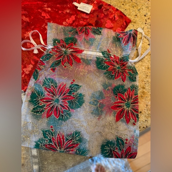 Christmas Gift Bags - Picture 5 of 5